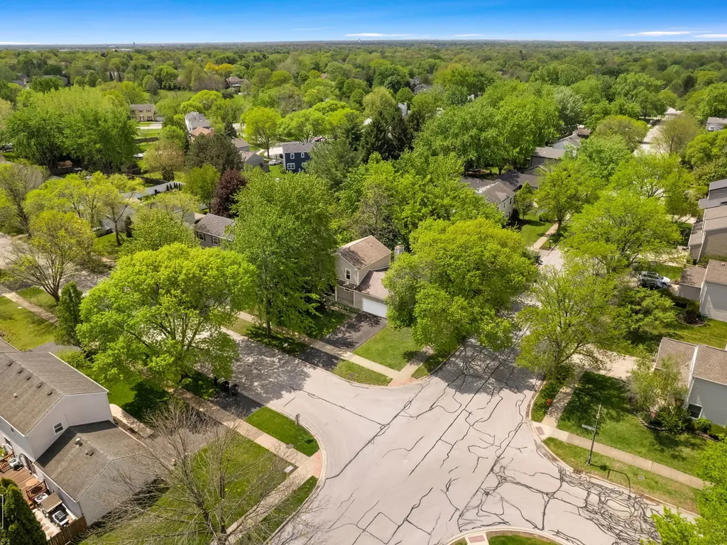 1390 River Oak Drive Naperville IL 60565