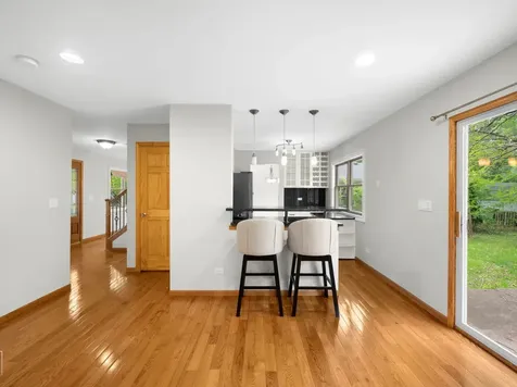 1390 River Oak Drive Naperville IL 60565