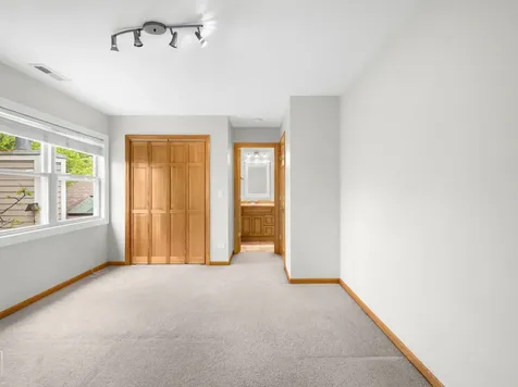 1390 River Oak Drive Naperville IL 60565