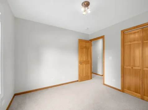 1390 River Oak Drive Naperville IL 60565
