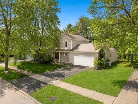 1390 River Oak Drive Naperville IL 60565