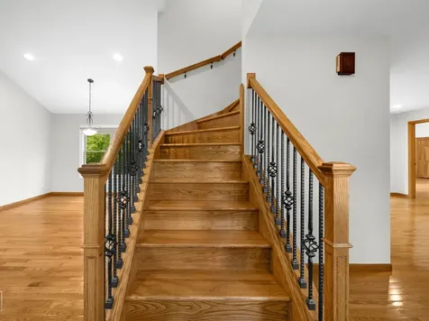 1390 River Oak Drive Naperville IL 60565