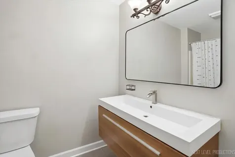 3044 Waters Edge Circle Aurora IL 60504
