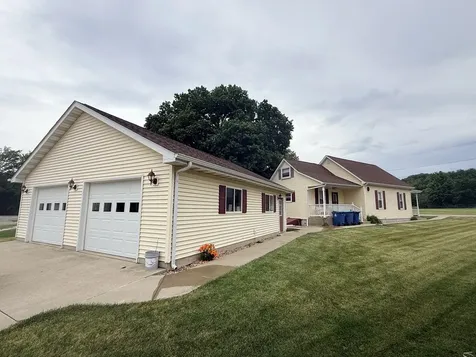 12 West Park Avenue Cherry IL 61317