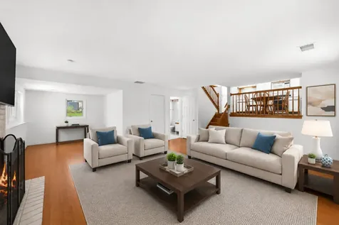308 Chesapeake Lane Bloomingdale IL 60108