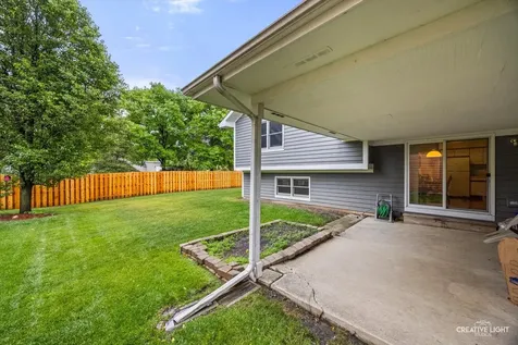 308 Chesapeake Lane Bloomingdale IL 60108