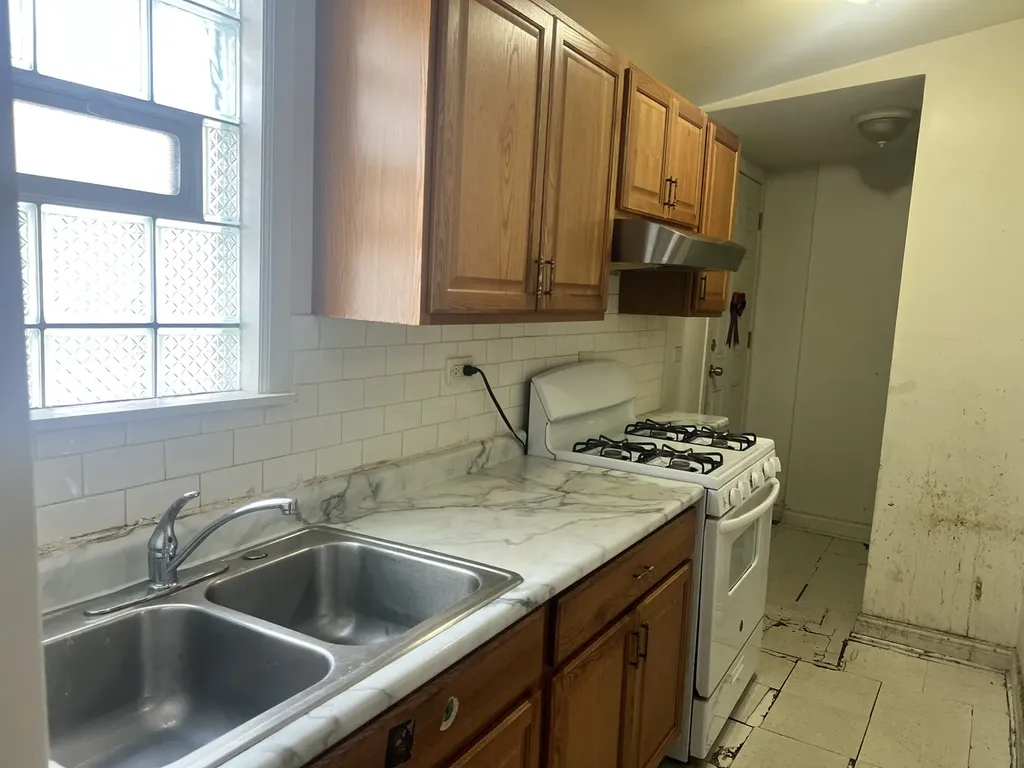 4633 South Christiana Avenue Chicago IL 60632