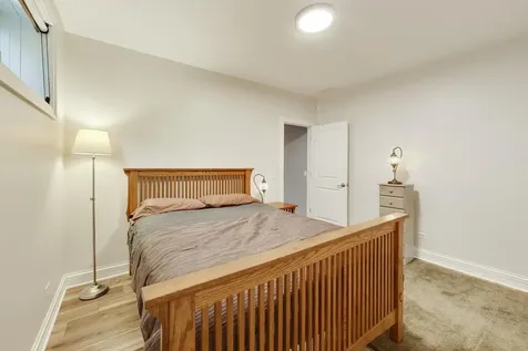 5404 West Leland Avenue Chicago IL 60630