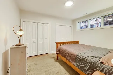 5404 West Leland Avenue Chicago IL 60630