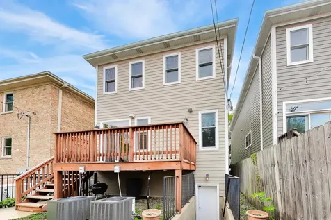 5404 West Leland Avenue Chicago IL 60630
