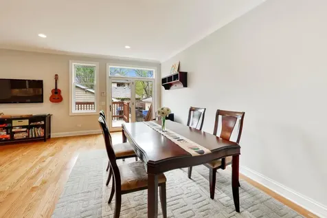 5404 West Leland Avenue Chicago IL 60630