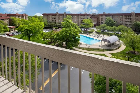 1280 Rudolph Road Northbrook IL 60062