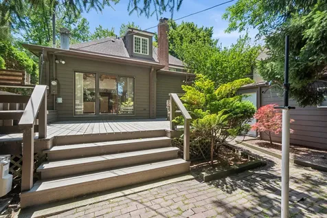 1305 Grant Street Evanston IL 60201