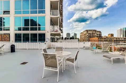 757 North Orleans Street Chicago IL 60654