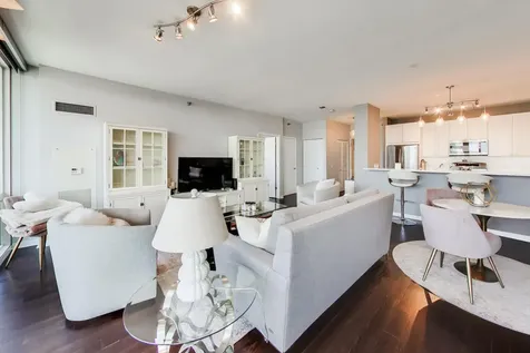 757 North Orleans Street Chicago IL 60654
