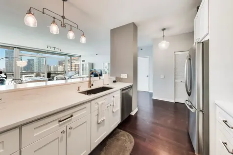 757 North Orleans Street Chicago IL 60654