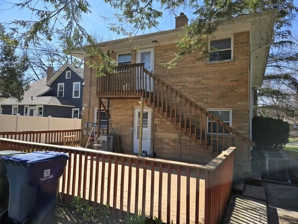 722 North Center Street Naperville IL 60563