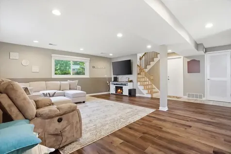 208 North Flake Drive Palatine IL 60074