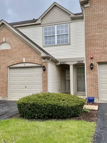 2927 Stonewater Drive Naperville IL 60564