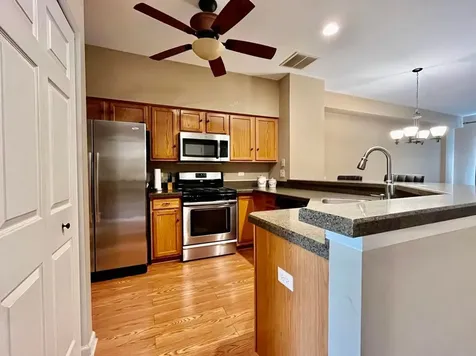2927 Stonewater Drive Naperville IL 60564