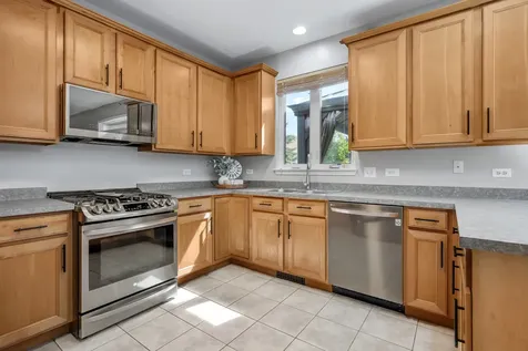 11204 Thrush Creek Drive Richmond IL 60071