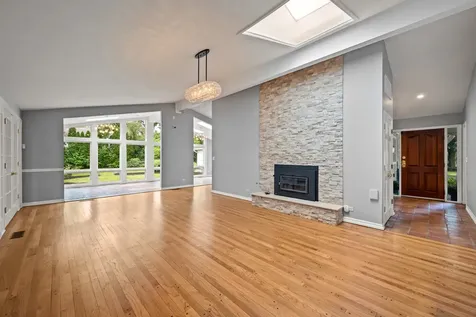 1161 Winwood Drive Lake Forest IL 60045