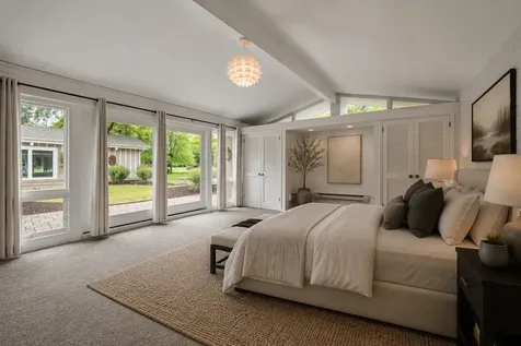 1161 Winwood Drive Lake Forest IL 60045