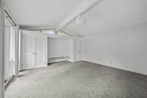 1161 Winwood Drive Lake Forest IL 60045