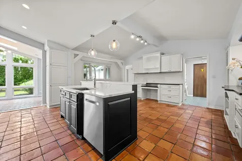 1161 Winwood Drive Lake Forest IL 60045