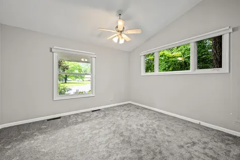 1161 Winwood Drive Lake Forest IL 60045