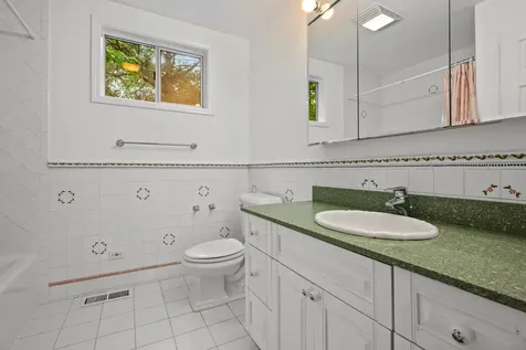 1161 Winwood Drive Lake Forest IL 60045