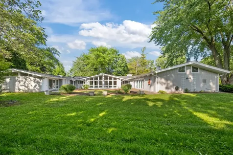 1161 Winwood Drive Lake Forest IL 60045