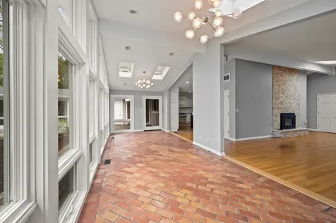 1161 Winwood Drive Lake Forest IL 60045