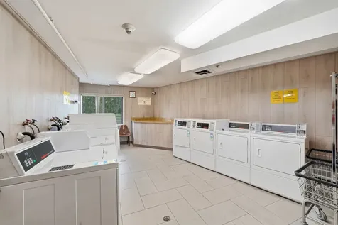 1400 North Yarmouth Place Mount Prospect IL 60056