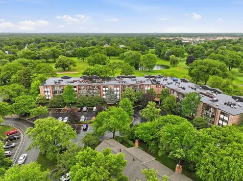 1400 North Yarmouth Place Mount Prospect IL 60056