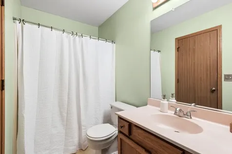 1611 Beels Court Batavia IL 60510
