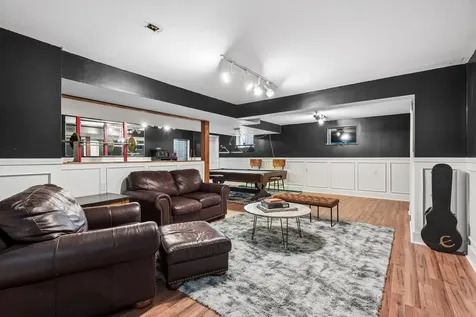 1611 Beels Court Batavia IL 60510