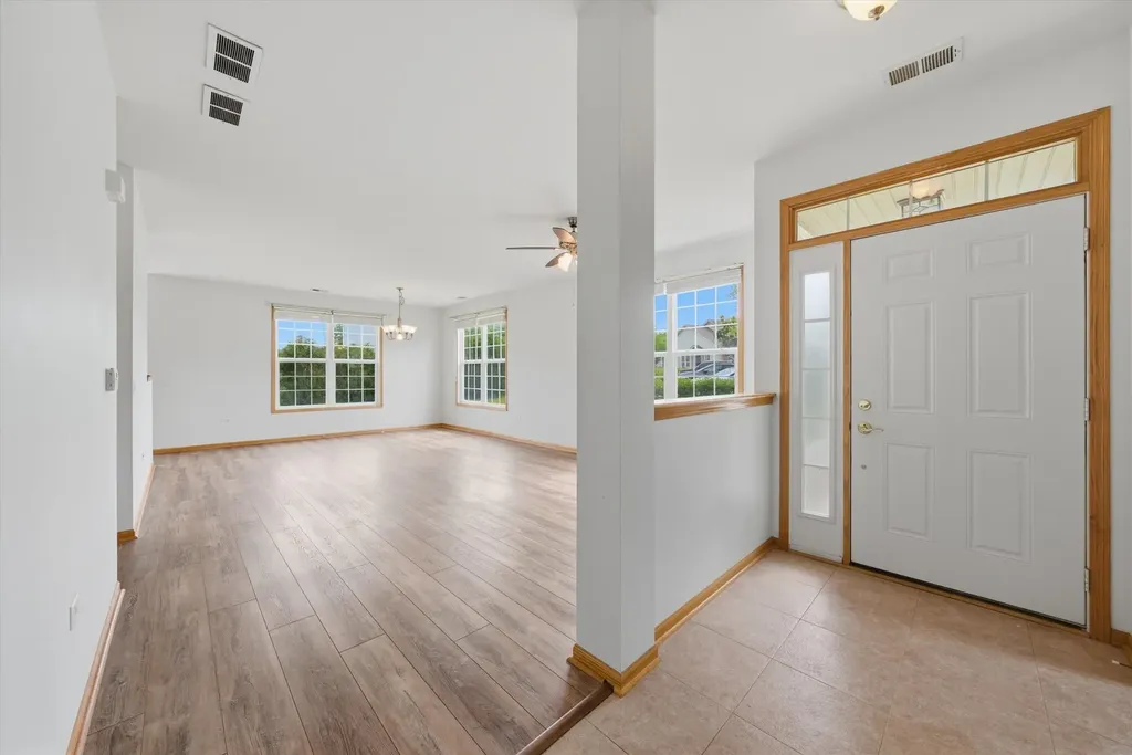 17136 Fontana Lane Lockport IL 60441