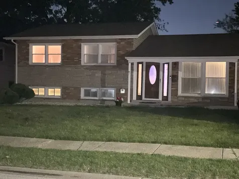 2716 Larkspur Lane Hazel Crest IL 60429