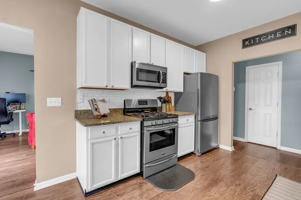 1909 Misty Ridge Lane Aurora IL 60503