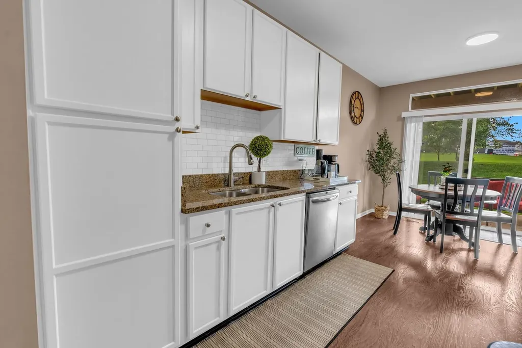 1909 Misty Ridge Lane Aurora IL 60503