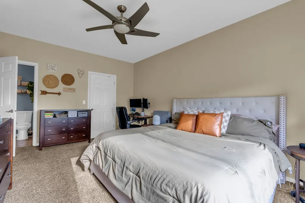 1909 Misty Ridge Lane Aurora IL 60503