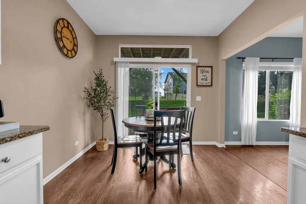 1909 Misty Ridge Lane Aurora IL 60503