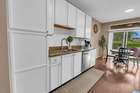 1909 Misty Ridge Lane Aurora IL 60503