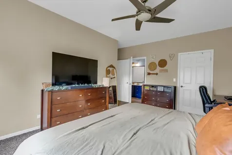 1909 Misty Ridge Lane Aurora IL 60503