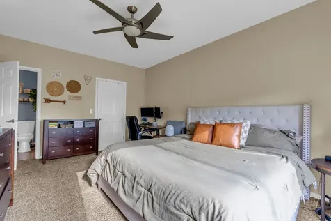 1909 Misty Ridge Lane Aurora IL 60503