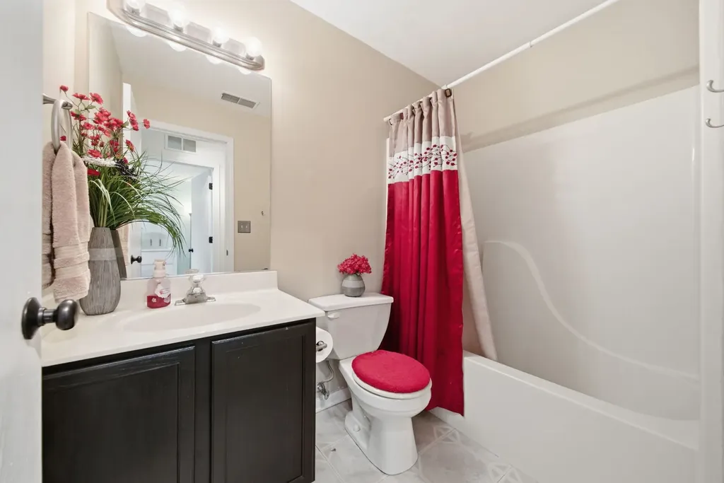 2348 Woodhill Court Plainfield IL 60586