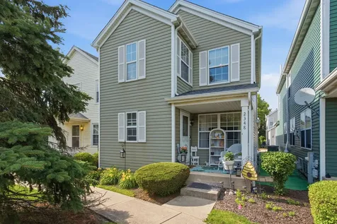 2348 Woodhill Court Plainfield IL 60586