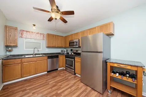 2348 Woodhill Court Plainfield IL 60586