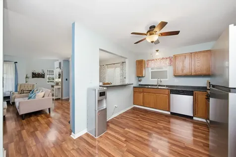 2348 Woodhill Court Plainfield IL 60586